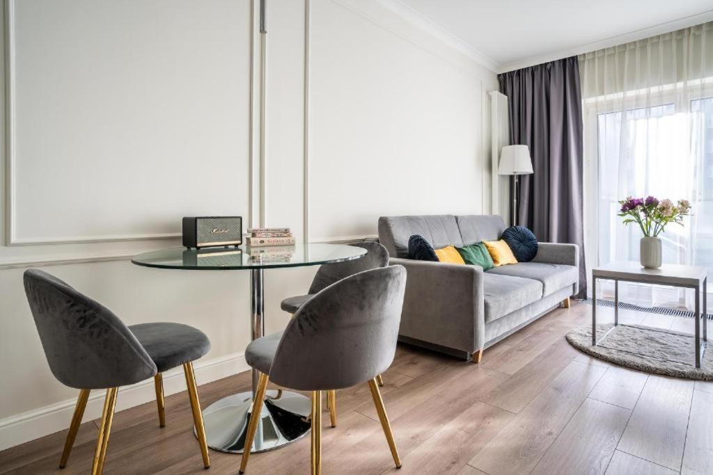 Mennica Residence Apartments Varsó Kültér fotó