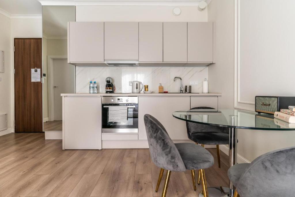 Mennica Residence Apartments Varsó Kültér fotó