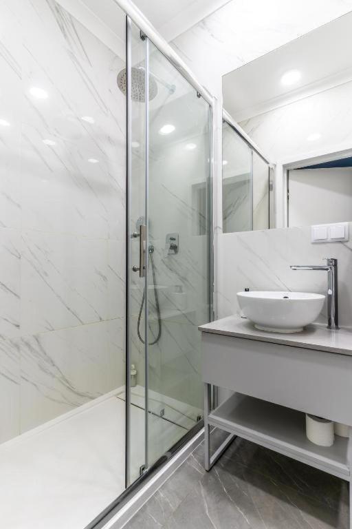 Mennica Residence Apartments Varsó Kültér fotó